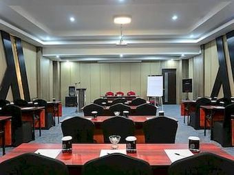 Hotel Mercure Palu