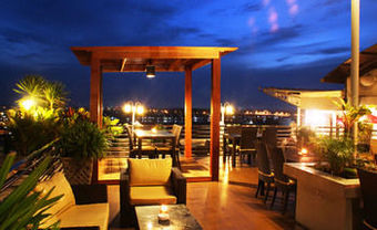 Transera Hotel Pontianak