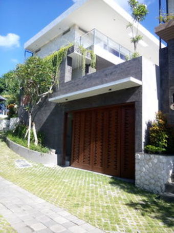 Royal Kriyamaha Villa