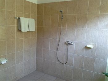 Rama Shinta Hotel