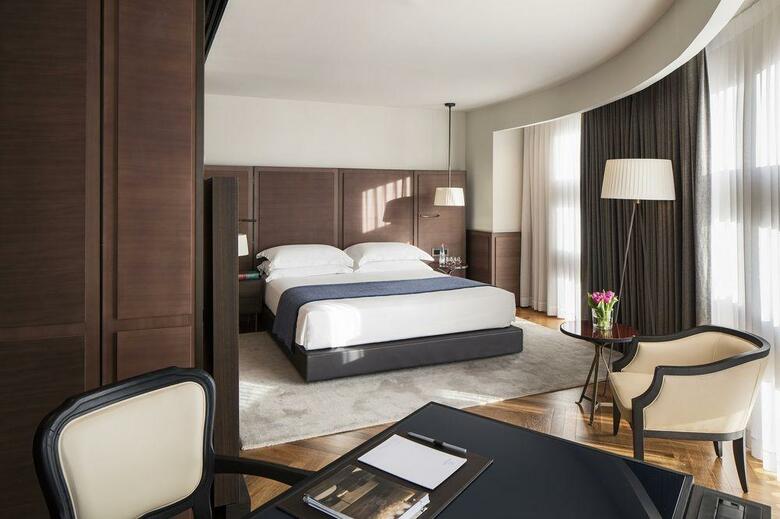 The David Citadel Hotel