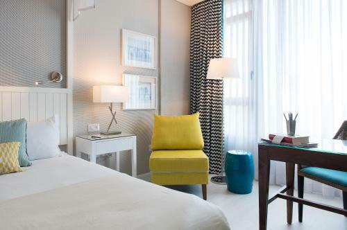 Melody Hotel