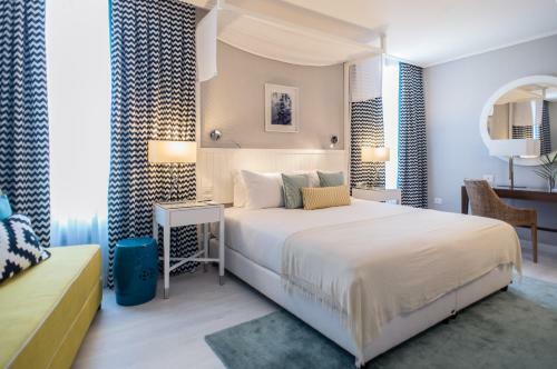Melody Hotel