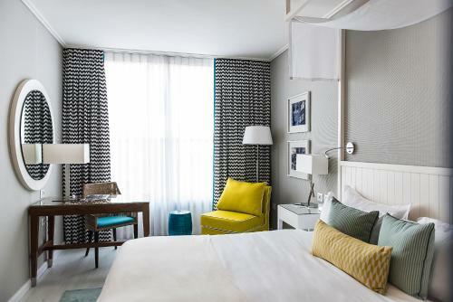 Melody Hotel