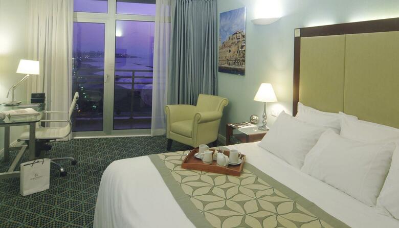 Hotel Renaissance Tel Aviv