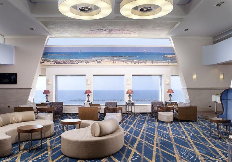 Hotel Renaissance Tel Aviv