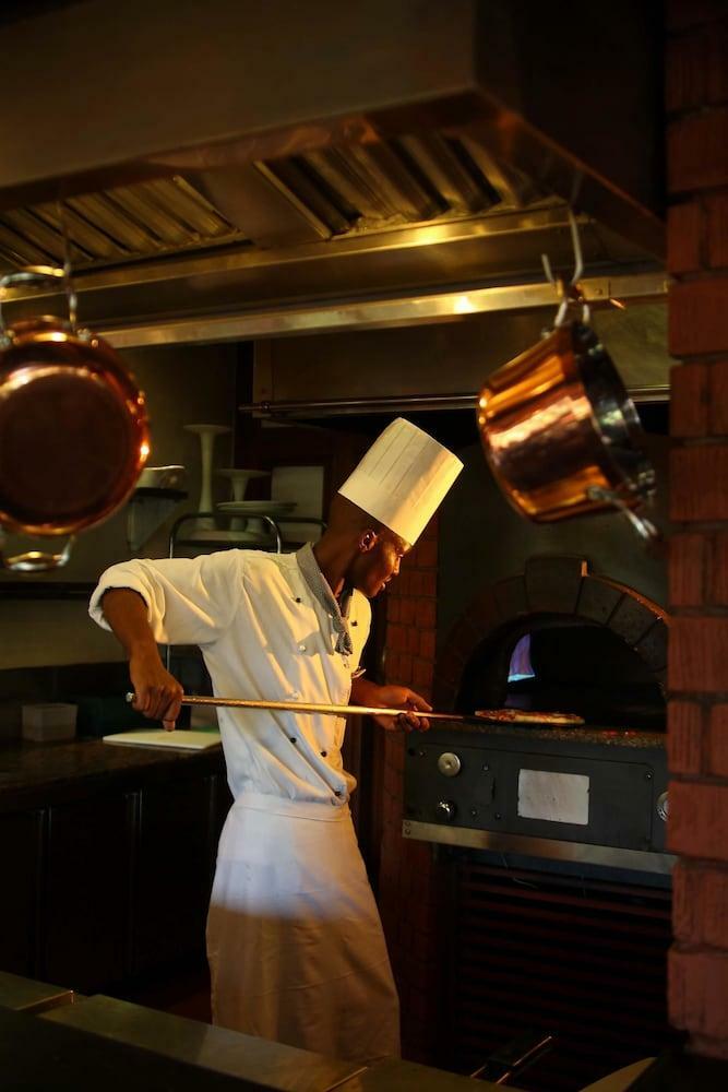 Hotel Sarova Panafric