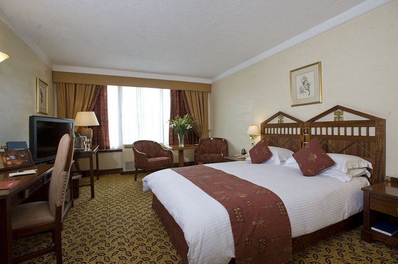 Hotel Nairobi Serena
