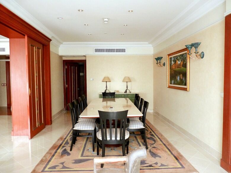 Hotel Intercontinental Phnom Penh