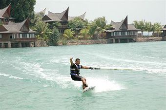 Apartamento Batam View Beach Resort