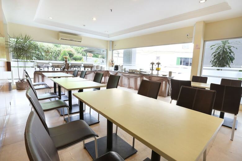 Triniti Hotel Batam