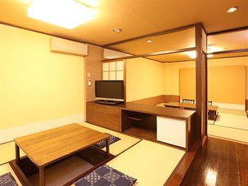 Yuzanso Ryokan