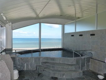 Kumejima Eef Beach Hotel