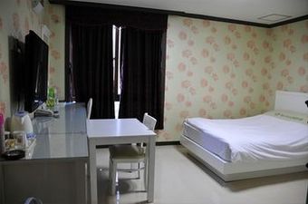 Tourist Hotel Masters