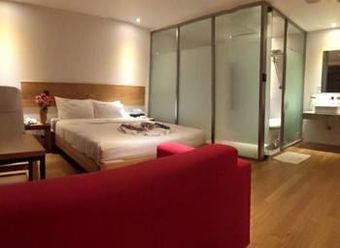 Lavilla Hotel