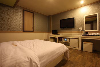 Ks Hotel