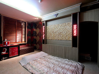 Brown Hotel