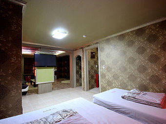 Brown Hotel