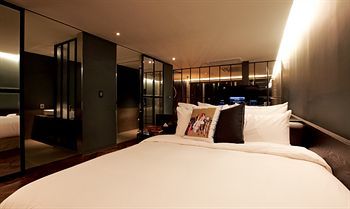 Lee Design Hotel
