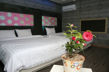 Camellia Hotel