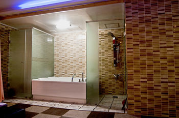 Camellia Hotel