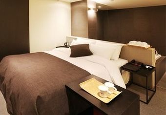 Vine Hotel