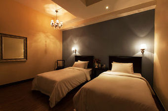 648 Hotel