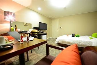 W Tourist Hotel