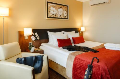 Avalon Hotel