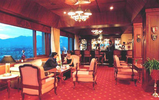Hotel Everest