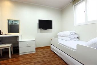 Hotel Chloe Guest House