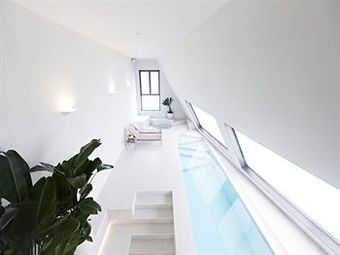 Snow Hotel