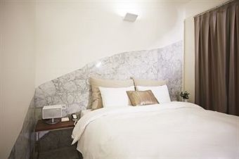 Snow Hotel