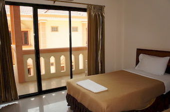 Chaleunehoung Hotel
