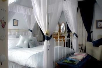 Bed & Breakfast Lisburn House