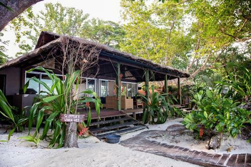 Hotel Barrier Beach House