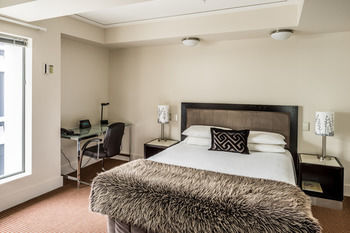 Hotel Bolton