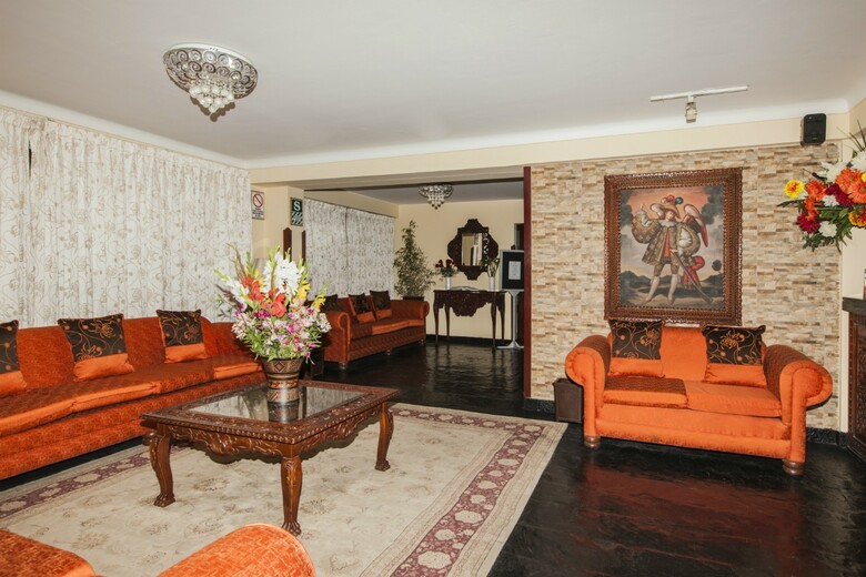 Hotel Agustos