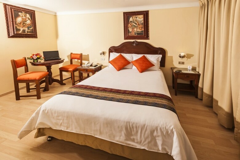 Hotel Agustos
