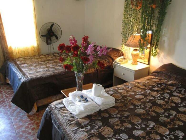 Bachelor Inn Hotel