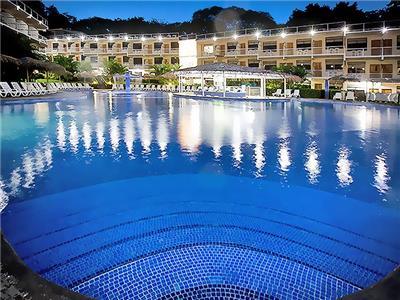 Hotel Arenas Punta Leona