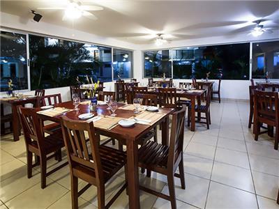 Hotel Arenas Punta Leona