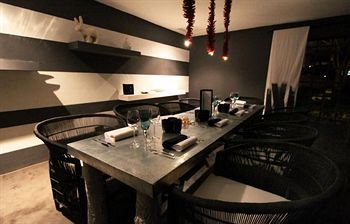 Hotel Latitude 13