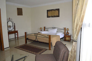 Golfhills Residence Hotel