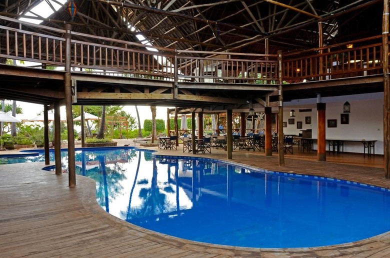 Azanzi Beach Hotel