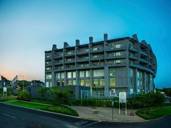 Hotel Genesis Suites