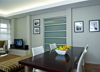 Hotel Genesis Suites