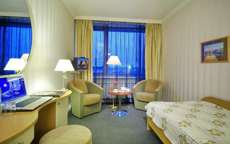 Saint Petersburg Hotel