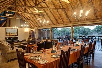 Posada Simbavati River Lodge
