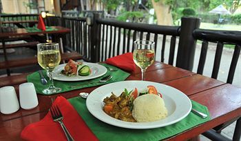Hotel Cresta Riley's